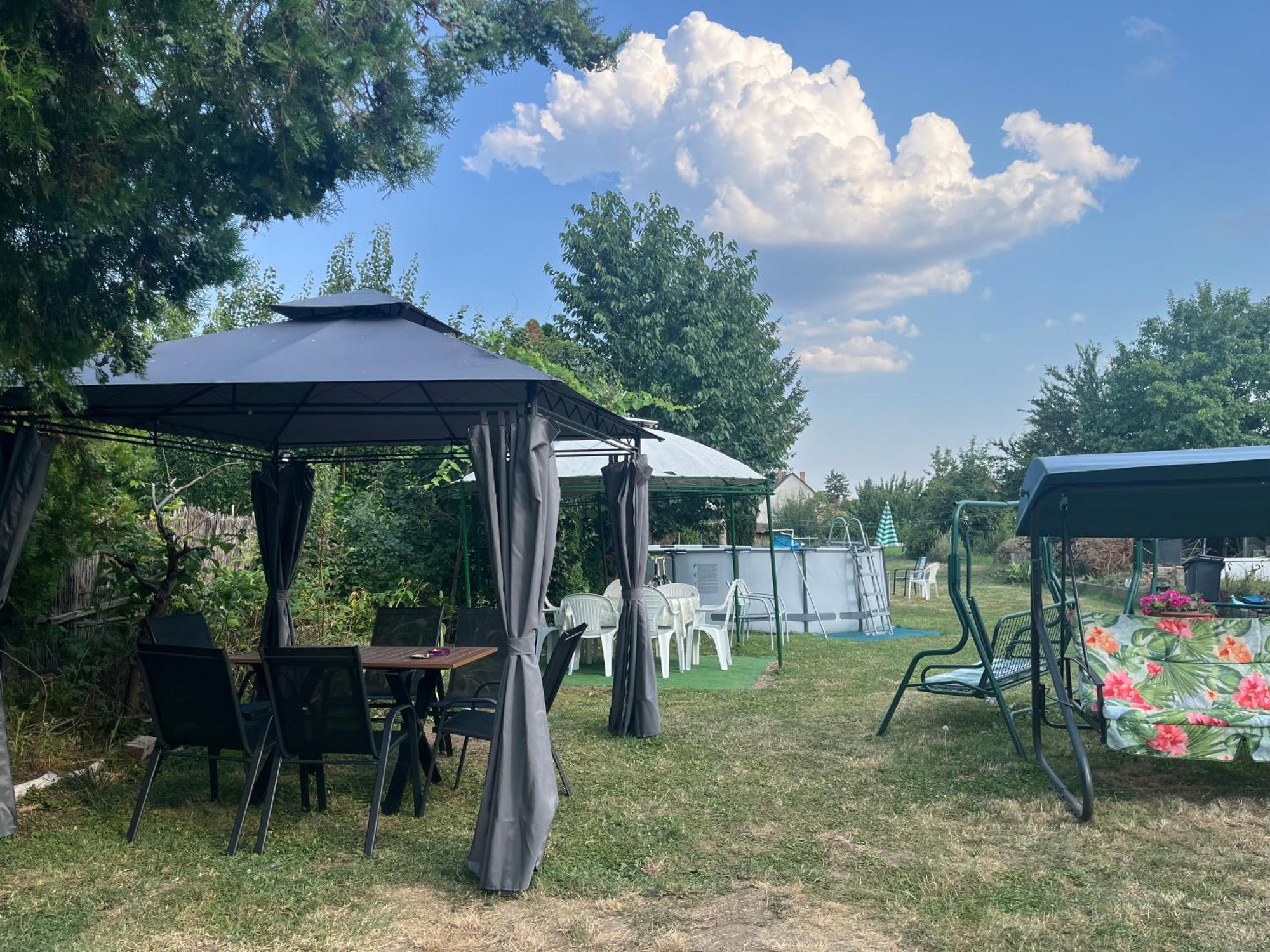Appartamento Rose Garden Siófok Esterno foto